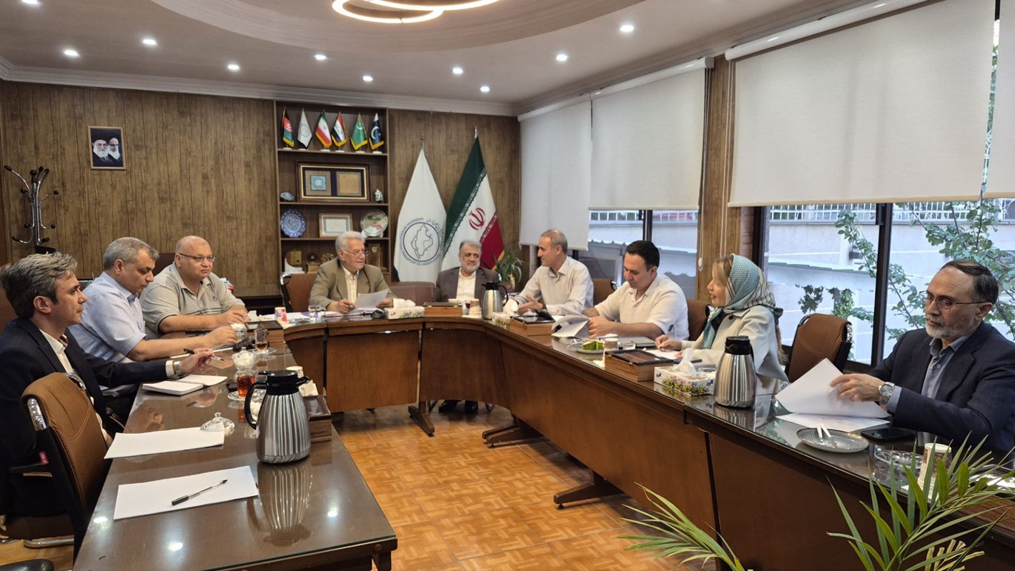 موافقت گمرک با حضور نیروی های متخصص بندر شهید رجایی در چابهار